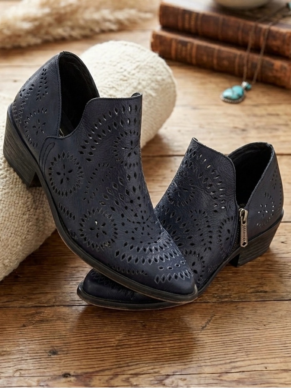 Veracruz Artisans Navy Blue Laser Cut Perforated Leather Booties - Size 40 - Picture 11 of 12